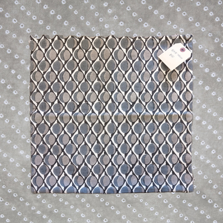 Clarendon - Metropolitan Gray / 18